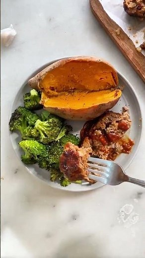 Air Fryer Meatloaf with BBQ Glaze | Quick Family Dinner 🍖