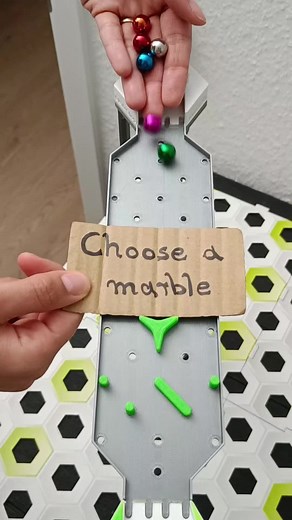 Marble Race Fun: Incredible Marble Run Action