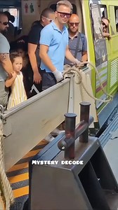 Stopping a Moving Ship With ONE Rope!"🚢 🤯 #viral #shorts | Mysterydecode