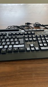 164 reactions · 42 comments |  Recién ingreso Kit Spectrum Combo de mouse y teclado RGB con diseño ergonómico Ya disponible en página web y distribuidores en todo el país #mouse #tecladogamer #macrosistemasgt #unboxing #nuevovideo #nuevoingreso #tecnologia #technology #technologynews #combomouseyteclado | BROCS | Facebook