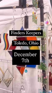 Toledo, Ohio for our last market of the year — and it’s a big one. 🎉🎁 📅 Sunday, December 7 ⏰ 10–4 PM 📍 Glass City Center • 401 Jefferson Ave, Toledo, OH 🎅 Santa 🤶 Mrs. Claus 💚 The Grinch 🎀 Cindy Lou Who 150 small businesses all under one roof — packed with Christmas magic, handmade gifts, and the best holiday vibe of the season. ❤️ | Finders Keepers Vintage Market