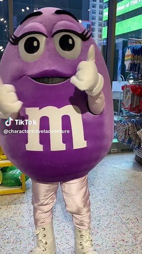 It’s always amazing to meet a new character! We got to meet Purple at the M&M’sWorld store in New York City! #Purple #PurpleMandM #PurpleMandMs #MandMs #MandM #MandMsWorld #MandMsWorldNewYork #MandMsStore #NewCharacter #RareCharacter #RareCharacters #NYC #NewYorkCity