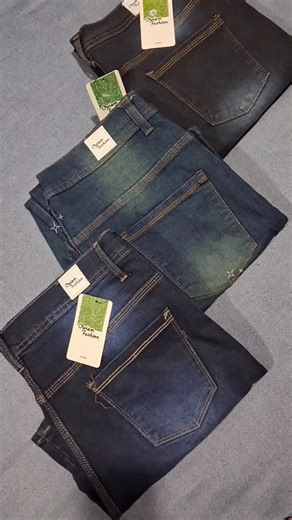 Cutbray Jeans: Embracing Retro Vibes with Modern Style