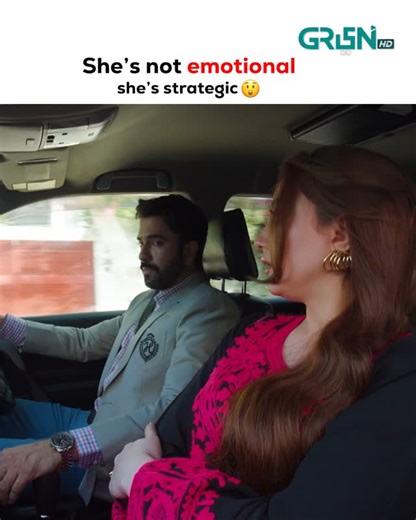 Green TV Entertainment on Instagram: "Thora sa waqt mujhe de dein Watch Drama Serial " Do Kinaray" Episode 11 Tonight At 8 PM Only on Green Entertainment Watch Previous Episodes of "Do Kinaray" Now Available on Green Entertainment's YouTube Channel #GreenTV #DoKinaray #JunaidKhan #MominaIqbal #Siblinglove #Dramas"