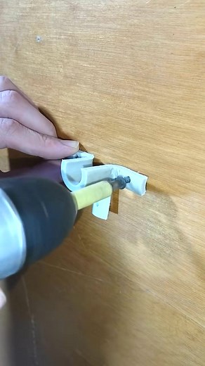 Furniture tips and hacks. How to make Closet Rod Bracket with plastic... . . . #tips #crafting #tricks #plumbing #ideas #hacks #tiktok #howto #fblifestyle #diy | Boho Craft Studio | Facebook