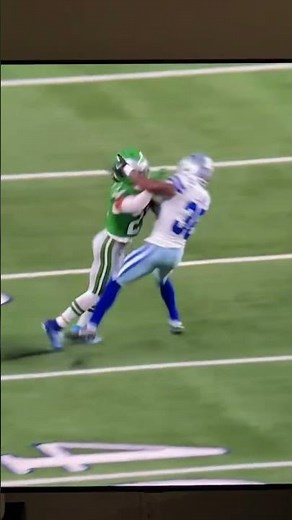 Alijah Clark’s INSANE Hustle Play! From Flat on His Back to Forcing a Fumble 50 Yards Away!