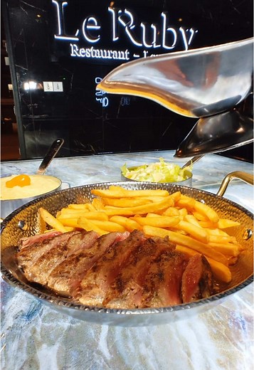 Le Ruby – Expérience culinaire et ambiances uniques