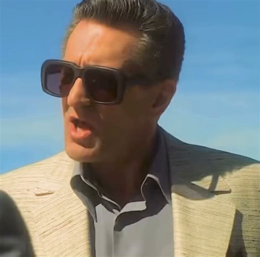 The only person that can rip Robert De Niro a new one and get away with it is Joe Pesci 😎🎥 Casino (1995)