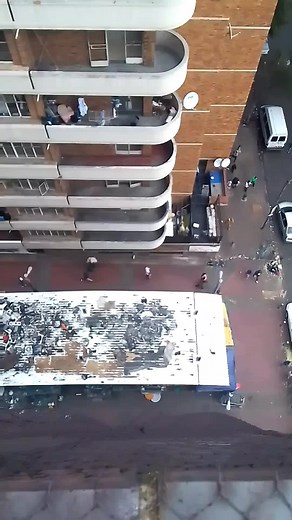 Urban Waste Sorting: Community Cleanup Initiative