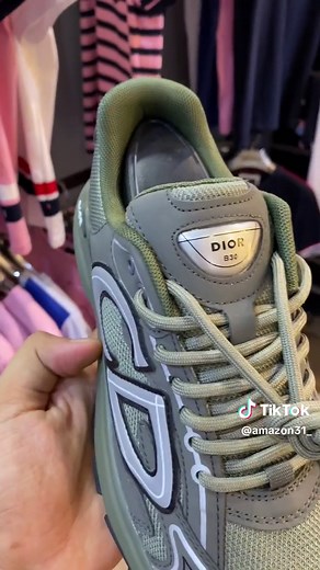 Dior B30 - Stylish Fashion Choices