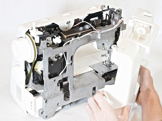 Parts of a Sewing Machine: 25 Detailed Pictures and Brief Explanations