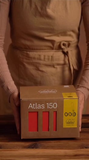 Atlas Pastawheel is a perfect kit for creating and cutting savoury or sweet pasta sheets, creating different pasta shapes, decorations for your cakes and whatever your imagination suggests. ❤️ @edytadyduch 🙏🏻 #marcato #marcatopasta #pastalover #pasta #pastamachine #yourfoodstories #acquafarinamarcato #makepastanotwar | Marcato Pasta Machines