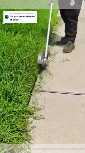 Replying to @nastycaddi #fyp #parati #stringtrimmer #peeweeslawncare #foryoupage #jardinerosunidosconpeewee