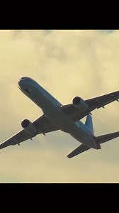 Take off 😎 📷 @justplanes_official | Airplanes Daily