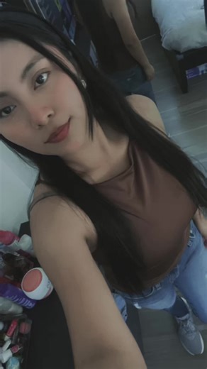 Live Music Performance by El Tierno with Calibre 50