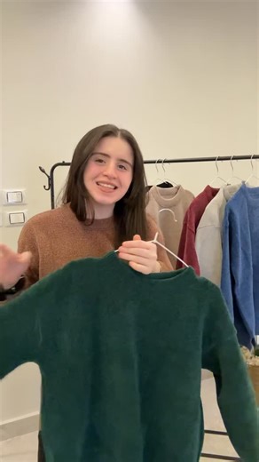 Saw Saw🐣 on Instagram: "Velvet pullover🌸 Free size"