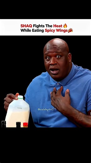 SHAQ Fights The HEAT While Eating SPICY Wings… 🥵🌶️ #Shaq #SpicyWings #HotOnes