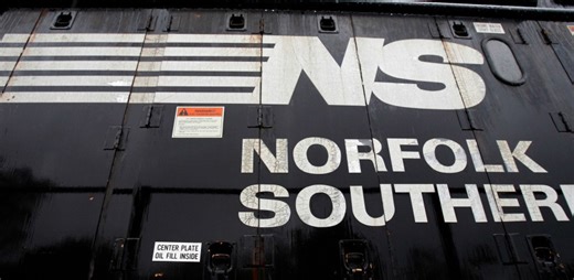 Norfolk Southern agrees to give Amtrak trains priority over freight trains, track delays: DOJ