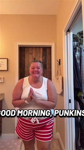 Saturday comfort! It’s going to be a hot one! It’s a ballgame day, lets@GO! @Talbots @Yellow Box Footwear @Amazon #basebal #softballlife #cute @Florida Southern College