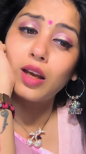 31K views · 3.1K reactions | 梁梁❤ #oldbollywood #songs #retro #bollywood #songs #old #hindi #bollywoodsongs #retro #oldisgold #reels #reelkerofeelkero #reelsvideo #reelsindia #reelitfeelit #reelsinstagram #foryoupage #foryou #explorepage #explore #blessed #loved #gratitude #happiness | Shweta Srivastava | Facebook