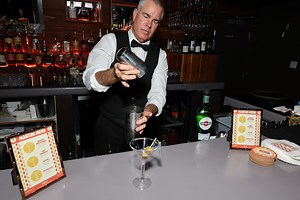 3 Things You Must See: Code Words to Tell a Bartender If You're In Danger