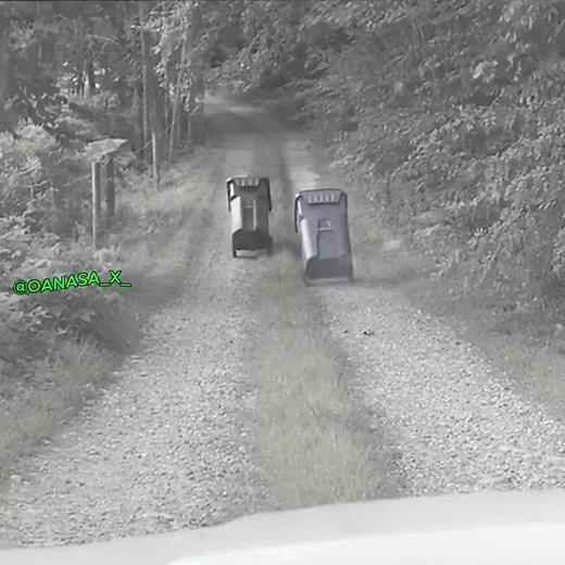 2M views · 4.8K reactions | Phénomène très bizarre  · · · #videomaker #videoshow #funny #fashion #instagramvideo #video #videos #videography #videoclip #videooftheday #videostar #videoshoot #videogram #videogames #instavideo | Kra Kouadio Anicet | Facebook