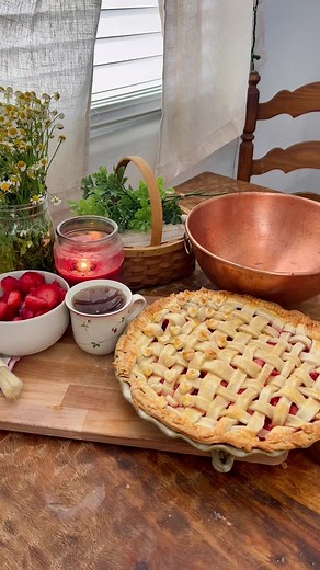 Aesthetic Cottagecore Baking: Homemade Strawberry Pie Recipe