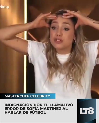 LT8 AM830 - FM92.9 on Instagram: "🫨​🫣​ LA PERIODISTA DEPORTIVA QUEDÓ EXPUESTA EN MASTERCHEF CELEBRITY En el programa del martes 2 de diciembre los participantes de #MasterChefCelebrity respondieron preguntas de conocimiento general para ganar beneficios, sin embargo, #SofiMartínez tuvo un llamativo error que causó la indignación de sus compañeros. Al escucharla, todos sus compañeros se indignaron y la corrigieron a los gritos: "No, la mano de Dios", y #AndyChango le comentó picante: "Buscate o