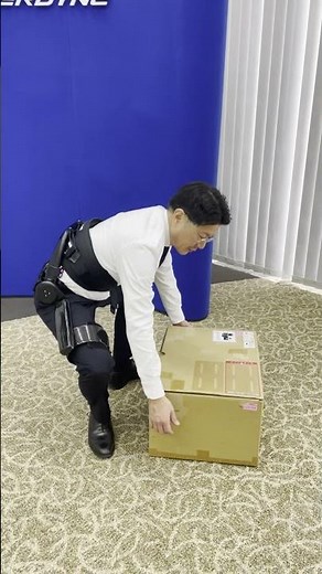 CYBERDYNEの新しいアシストスーツ（腰タイプHAL®） 新しい姿勢にも対応、作業の幅が広がる