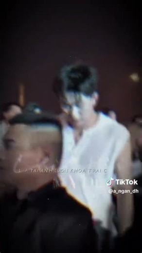 Dương chạm vai Hùng còn Hùng ôm eo Dương hint ngon#duonghung 🐟🐼