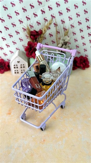 Sift on Instagram: "Save money in 2026 with minis 💰🥰✨ [2026 resolution, new years resolution, money saving hacks, mini makeup, mini perfume, mini skincare, makeup lover, perfume lover, skincare lover, mini makeup vanity, skincare lover, perfume collector, perfume collection, budget friendly gifts, budget friendly buys, cute Instagram finds, Indian small business, mini store, mini tote bag, budget friendly ideas, budget friendly gift ideas, bridal makeup kit, makeup artist mini kit, mini makeup