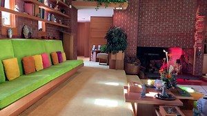 For today’s #WrightVirtualVisits we’re swapping videos with SAMARA - John E. Christian House. Samara, named for the winged seeds found in pinecones, was completed in 1956 near the end of Frank Lloyd Wright’s career. The Usonian home was built on a modest budget and with the caveat that the clients would see the famous architect’s designs through to full completion. Today, SAMARA is an approachable and educational work of art that proudly features more than 40 of Wright’s architectural innovation