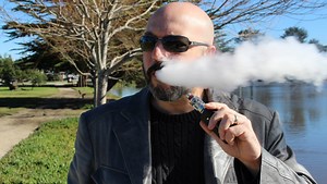 Vaping-Related Death Autopsies Reveal Lungs Ravaged by 'Toxic Chemicals'