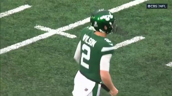 18K views · 697 reactions | ZACH WILSON TAKEOVER 295 Pass Yards 2 TD 121.6 Pass Rating | New York Jets on CBS Sports | Facebook