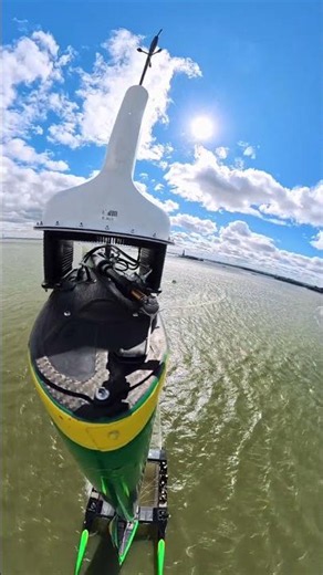 ⛵️ Manoeuvring at High Speeds in New York!