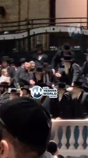 TheYeshivaWorld.com on Instagram: "🚨🚨DRAMATIC SCENE UNFOLDING: A person just suffered a cardiac arrest at the "Chof Alef Kislev" event at the Brooklyn Armory in Crown Heights by the Satmar Rebbe of Williamsburg. Hatzolah is on the scene. A name for Tehillim is not available."