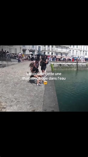 C’est un fou 🤯 #lebouseuh #fou