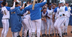 UCLA Softball Advance to World Series
