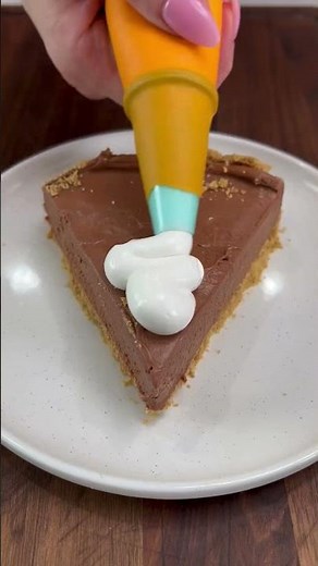 The BEST S'mores Cheesecake (No Oven Required!) #cheesecake #easyrecipes