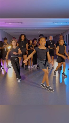 3rd/4th/5th grade class every Tuesday in Ponthierry 🔥 #jsdstudio #shekini #danceclass #jsd #kids