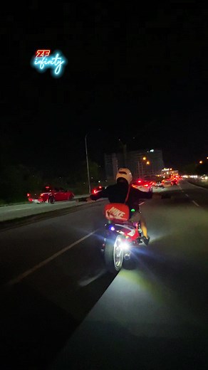 run-slide BKi⚡️#msport #mperformance #ava_beast #yamaha #honda #avantiz #miosoulgt125 #miom3 #nvx #aerox #customscooter #vario #modified #evscooter #malaysia #sabah #ysuku #y16 #rsx #gtb #zfcustom #bmw #motorrad #hoonigan