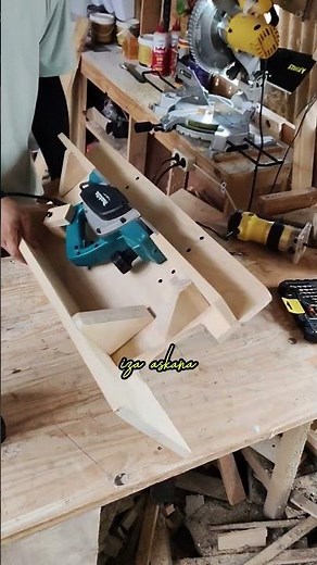 woodworking ideas, making a jointer from a hand planer. #woodworking #classicwood #wood #woodscraft