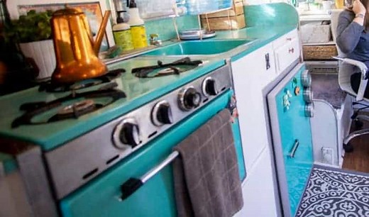 12 Best RV Ovens and Stoves for Camper & Travel Trailer Kitchen