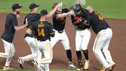 Oneil Cruz da hit de oro