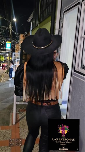 las patronas bogota son un show musical especial, único y divertido. Con una carta, una hermosa serenata, unas lindas flores, así podrás decirle a tu ser amado cuánto lo amas, qué tan importante es en tu vida. Whatsapp 3116025834 #cumpleaños #bogota🇨🇴 #patrona #elpatron #floreselpatron | El patrón te canta