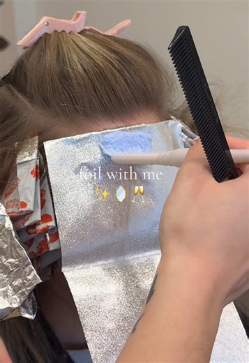 Mastering Hair Foiling Techniques for Gorgeous Blondes