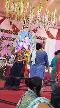 रस से भरी राधा रानी लागे ... ❤❤🌺🌺🌺