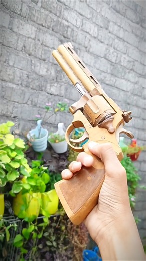 Tutorial on channel! #cardboard #cardboardgun #coltpython #gun #airsoft #shorts