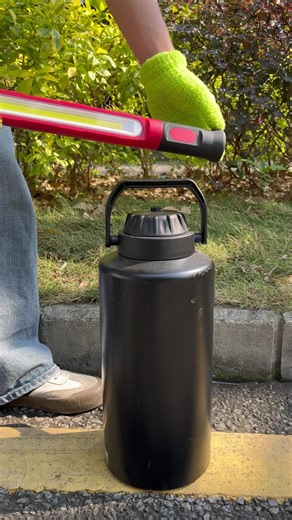 Top LED Flashlights for Mechanics: Perfect Gift Ideas