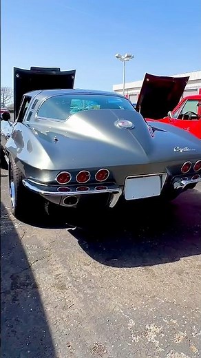 1960’s Chevrolet Corvette Stingray Convertible #classiccorvette #corvettestingray #chevycorvette